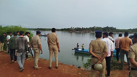 Rescuers search for survivors in the Venkatapura river estuary at Shirali Tattehakklu  in Bhatkal taluk on Sunday.