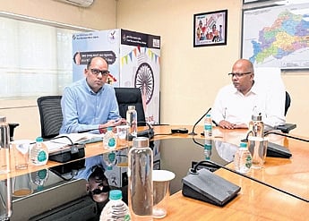 CEO RS Gopalan & dy CEO Lakshmi Prasad Sahu during the preparatory meeting