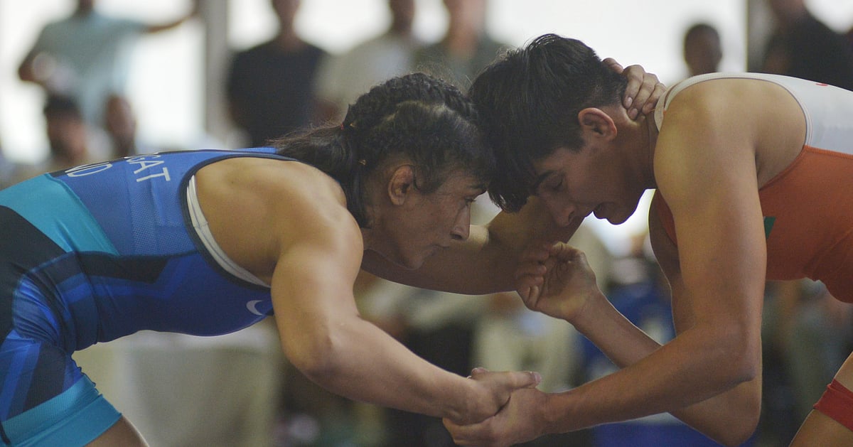 Asian Games trials: I'll comeback, says Vinesh after semifinal loss to Meenakshi
