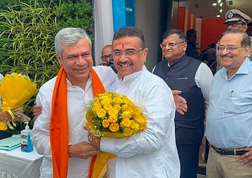 Bengal CM on Saturday met Union Railway Minister Ashwini Vaishnaw at Nabanna, the state secretariat.