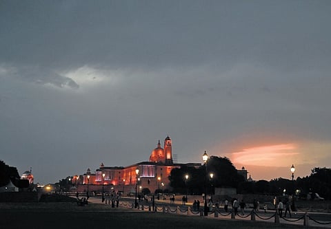 Dark clouds seen at Kartavya Path. 