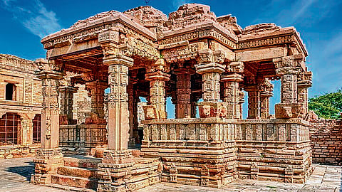 Padavali
