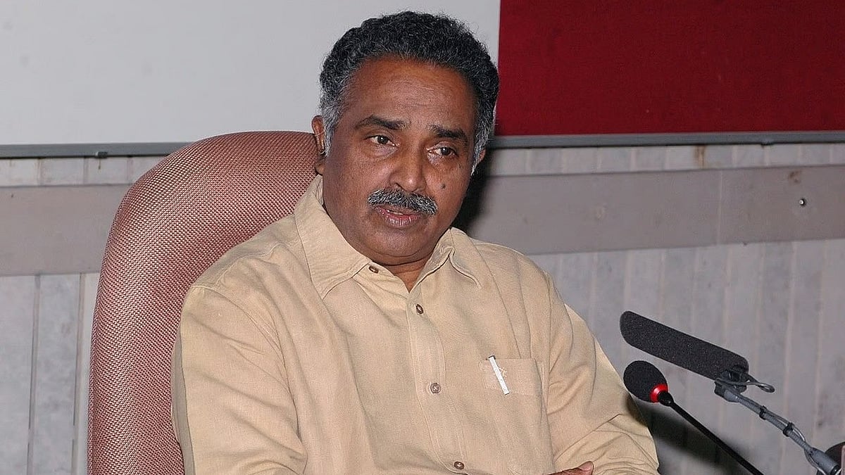 No separate bloc provision in anti-defection law; TMC rebels may face legal hurdle: Ex-LS secretary general