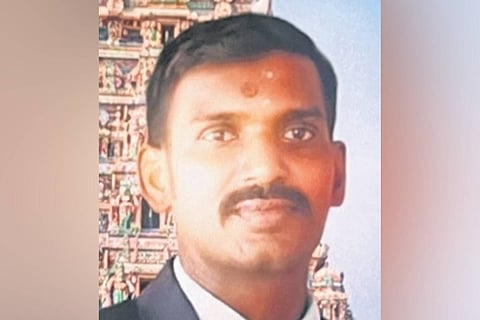 Police sub inspector E Esakkiraja allegedly shot farmer P Manikandan in his legs at close range during a toddy tapping probe at Alangulam in Tenkasi on April 7. 