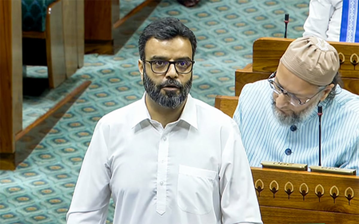 Amid Vande Mataram row, MP Ruhullah accuses NC of falling in line with BJP-RSS