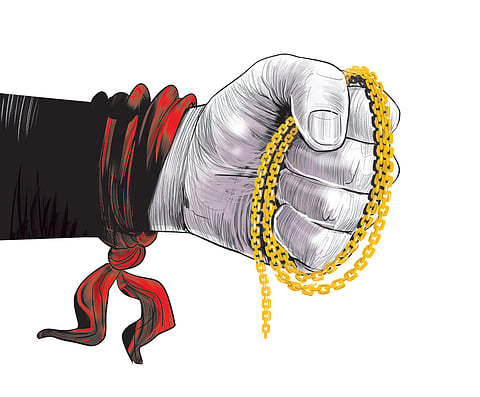 A gold heist planned next door