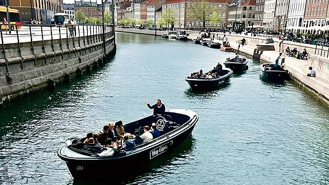 Social sailing tours in Copenhagen’s waterways