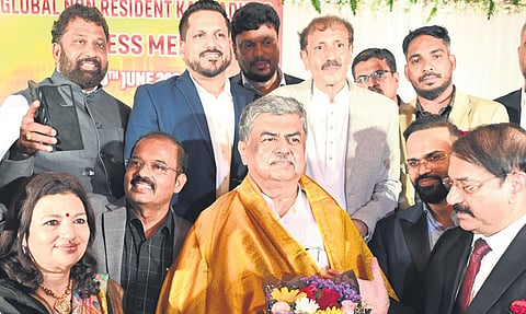 NRI entrepreneur Dr Ronald Colaco and others felicitate KPCC chief BK Hariprasad on Saturday.