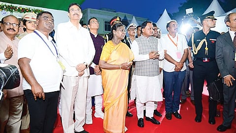 President Droupadi Murmu, Governor Hari Babu Kambhampati and CM Mohan Charan Majhi at the health camp organised in collaboration with AIIMS-Bhubaneswar at Rairangpur on Friday