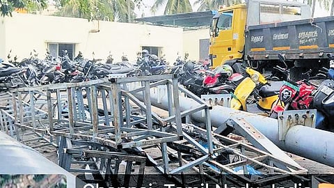 The hoarding that came down crashing in Maduravoyal 