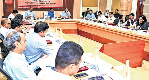 Majhi chairing the meeting on natural disaster preparedness at Lok Seva Bhawan  