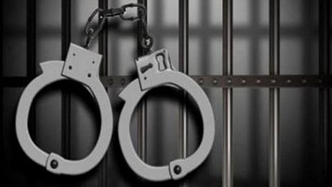 Cyberabad police arrest seven from Vizag for duping man of Rs 95 lakh.