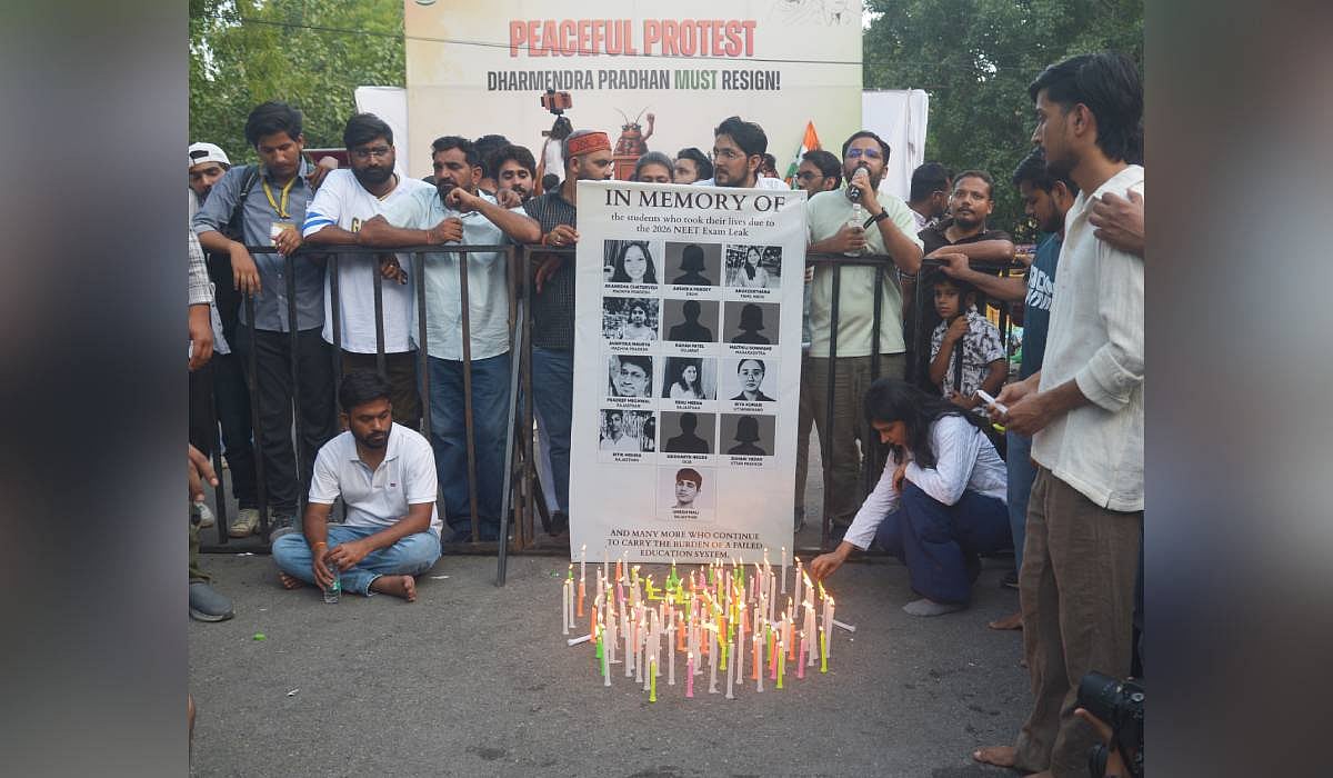 As CJP protest grows, so does its online opposition