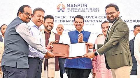 Union Minister of Civil Aviation Kinjarapu Ram Mohan Naidu and Maharashtra Chief Minister Fadnavis during the ceremony in Nagpur on Thursday