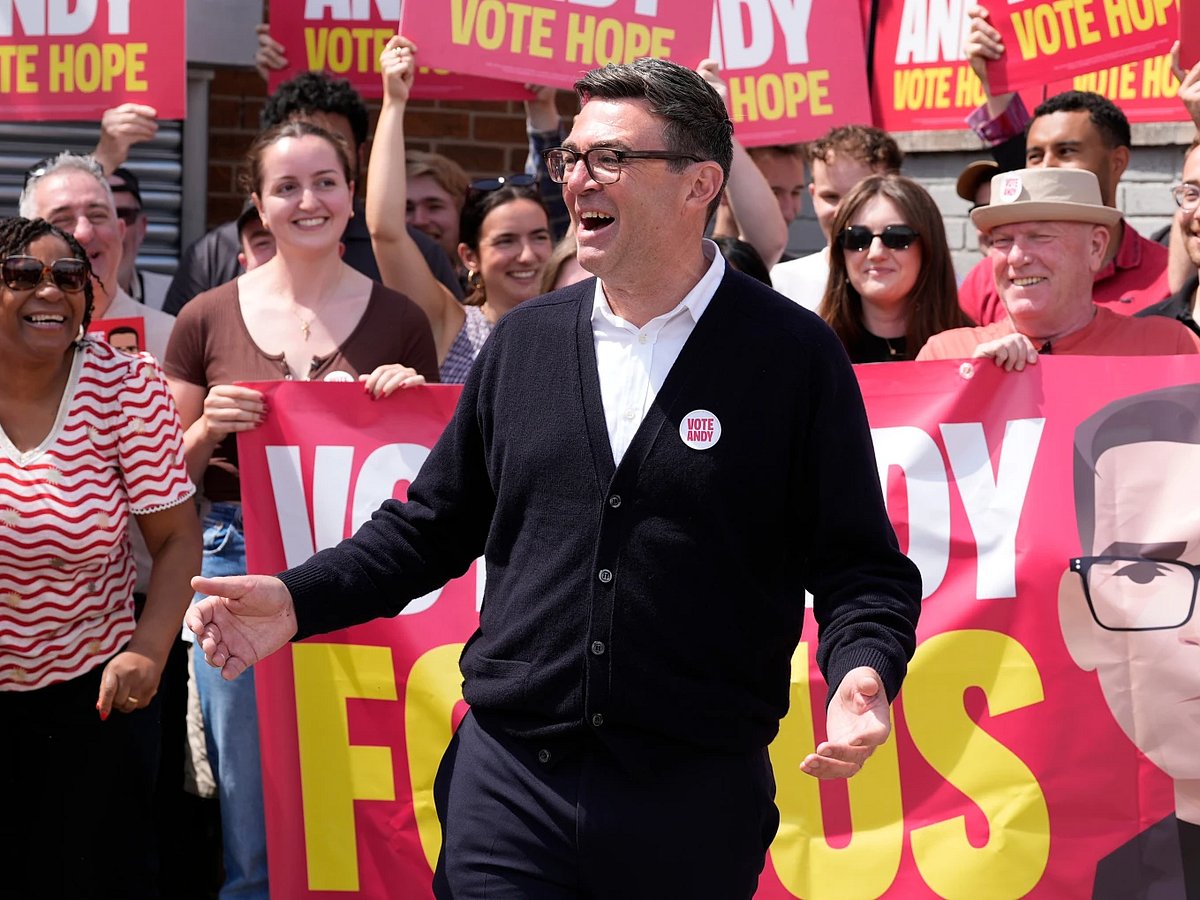 Andy Burnham distanced himself from UK Prime Minister Starmer, but may be stuck with his policies