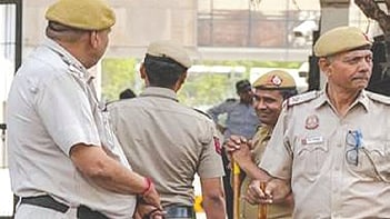 The accused, absconding since 2017, allegedly created forged sale deeds and used the documents to obtain credit facilities from multiple banks.
