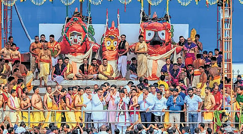 Chief Minister Mohan Majhi and other dignitaries at the Snana Bedi on Monday