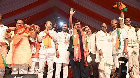 BJP National President Nitin Nabin attends a meeting of booth-level presidents along with BJP Telangana president N Ramchander Rao, Union Ministers G Kishan Reddy and Bandi Sanjay Kumar and other party leaders in the Arts & Science College ground in Hanamkonda on Monday.