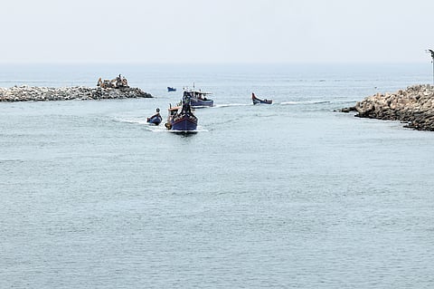 Perumathura-Muthalapozhi harbour mouth