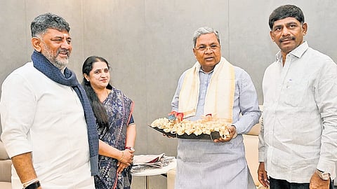 CM DK Shivakumar, his wife Usha and brother and former MP DK Suresh, call on former CM Siddaramaiah at the latter’s residence in Bengaluru on Friday.