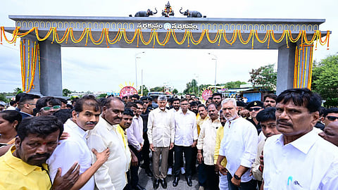 CM Naidu inaugurates Swarna Kuppam-Swachha Kuppam arch on Saturday.