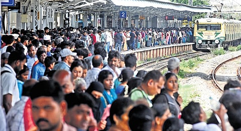 Heavy rush seen at Park Railway Station on Sunday 