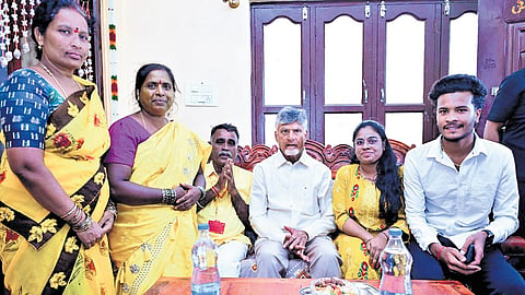 Chief Minister Nara Chandrababu Naidu pays a visit to the residence of Kuppam TDP senior leader Changachari on Sunday.