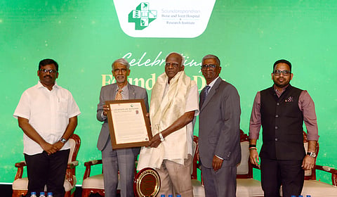 (From L to R) Logesh Tamilselvan, Dr S Sivamurugan, RG Chandramogan, Dr S Ravi Subramaniam, and J Meghanatha Reddy