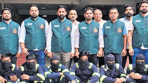 Three accused were arrested from Kalindi Kunj area along with three pistols and five live cartridges. A fourth accused was arrested from Amritsar in Punjab, Kushwah stated.