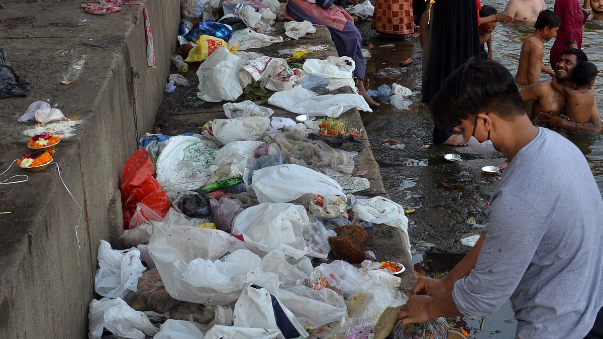 Delhi's mega gatherings leave behind a mounting waste problem