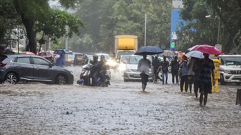 Heavy rain and thunderstorms disrupts life in Mumbai.