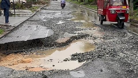 The damaged service road near Panchgocchia chowk in Sambalpur.