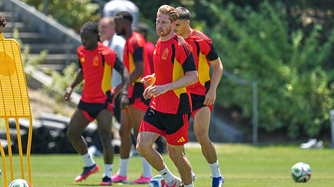 Belgium's Kevin De Bruyne, center, and teammates attend a training session ahead of World Cup quarterfinal soccer match against Spain in Carson, Calif., Thursday, July 9, 2026.