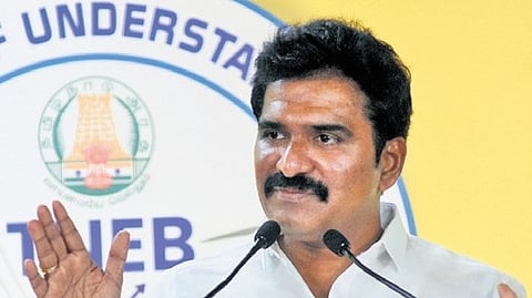 C. T. R. Nirmal Kumar oversees the signing of a Memorandum of Understanding (MoU) between the Tamil Nadu Electricity Board and Indian Institute of Technology Madras