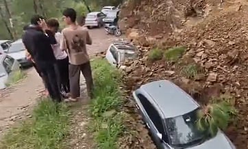 The landslide cut off access routes, left several multi-storeyed buildings structurally compromised and triggered panic among residents but no casualties have been reported.