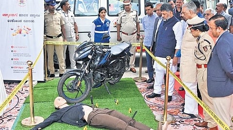 CM DK Shivakumar and minister Priyank Kharge at the flagging off of FSL vehicles near Vidhana Soudha  on Saturday.