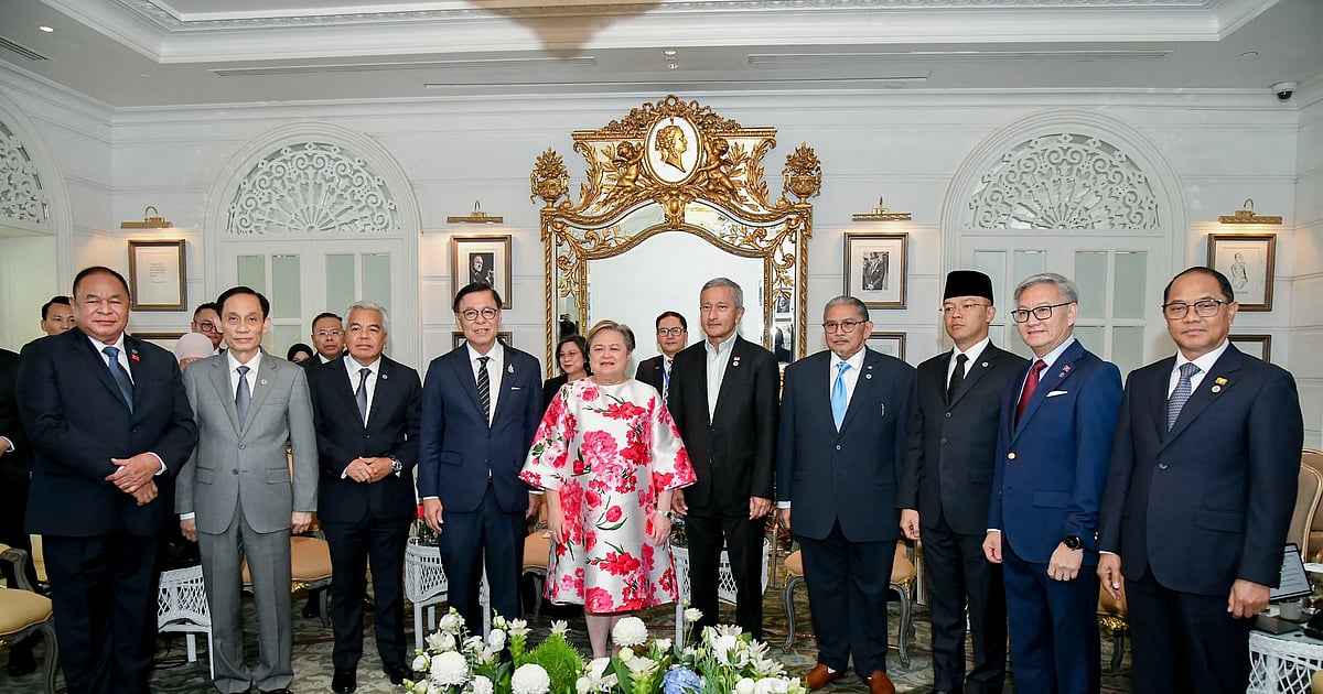 ASEAN ministers push stalled peace plan in talks with Myanmar