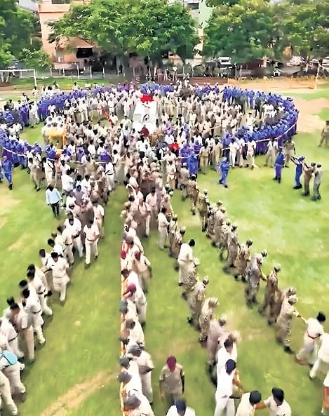Puri police conducting the ‘dummy car pulling rehearsal’ ahead of Rath Yatra 