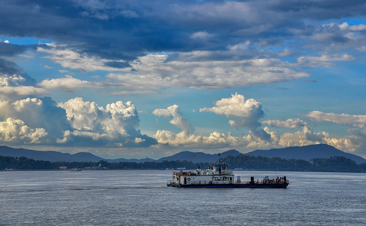Monsoon halts in the tracks, dry spell expected this week