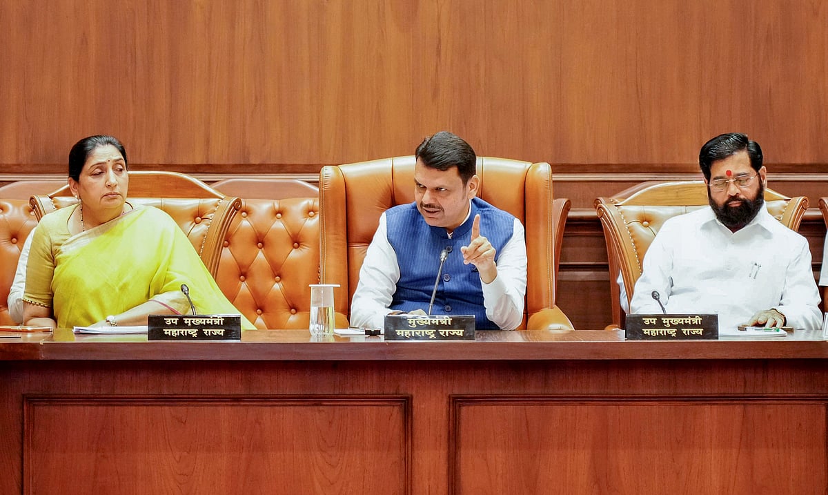 Maharashtra set for cabinet reshuffle as non-performing, controversial ministers face axe