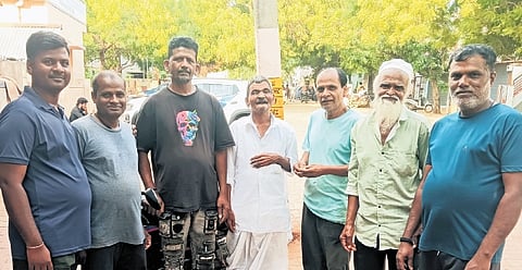 Residents who migrated to other towns meet in Gadag after many years during the Special Intensive Revision (SIR) exercise.