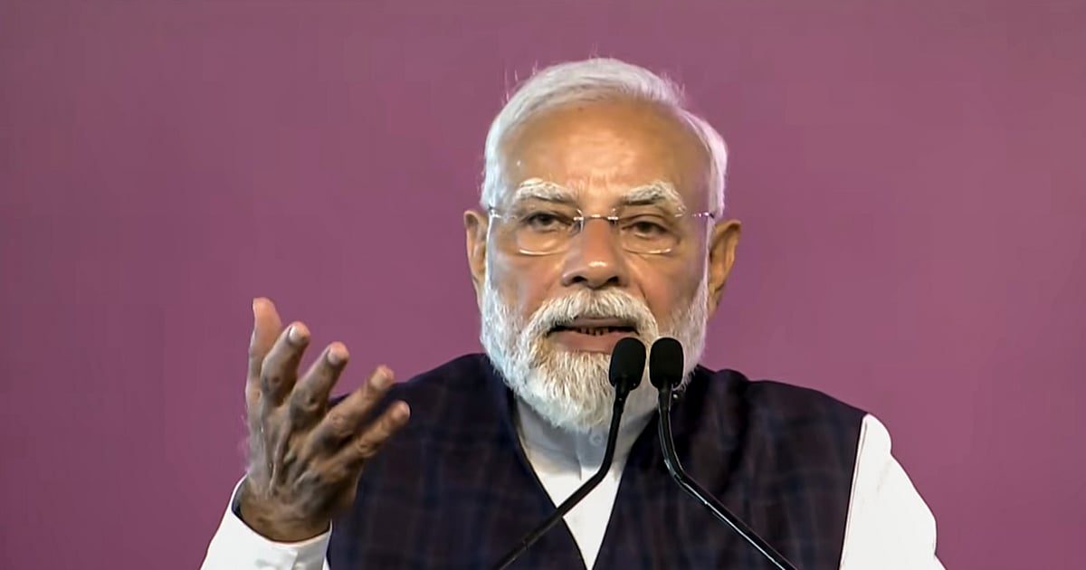 'Kattar Beimaan Party': PM Modi steps up attack on AAP with Punjab polls in view