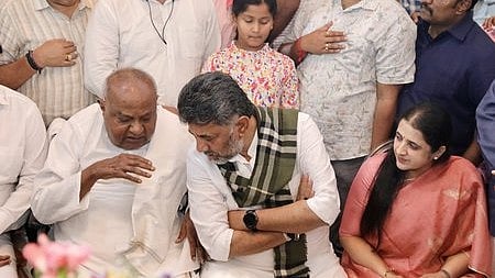 Chief Minister DK Shivakumar consoles HD Deve Gowda after the death of Chennamma on Saturday.