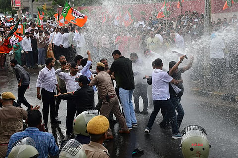 Jaipur saw a fierce political confrontation and police action amidst the clash between the ruling BJP and the Congress. 