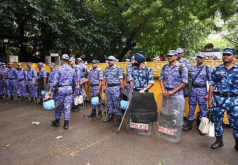 A total of 20 CRPF companies are being airlifted from Kolkata to be deployed in Delhi 