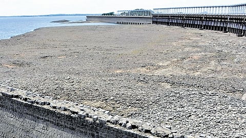 Water level in the Krishna Raja Sagar (KRS) reservoir across the Cauvery in Mandya district stood at 92.16 ft as against the full reservoir level of 124.8 ft, on Wednesday. The inflow into the reservoir stood at 778 Cusecs.