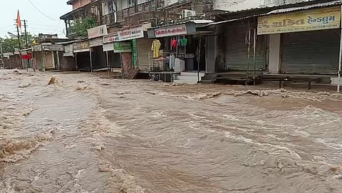 Rain in Amreli
