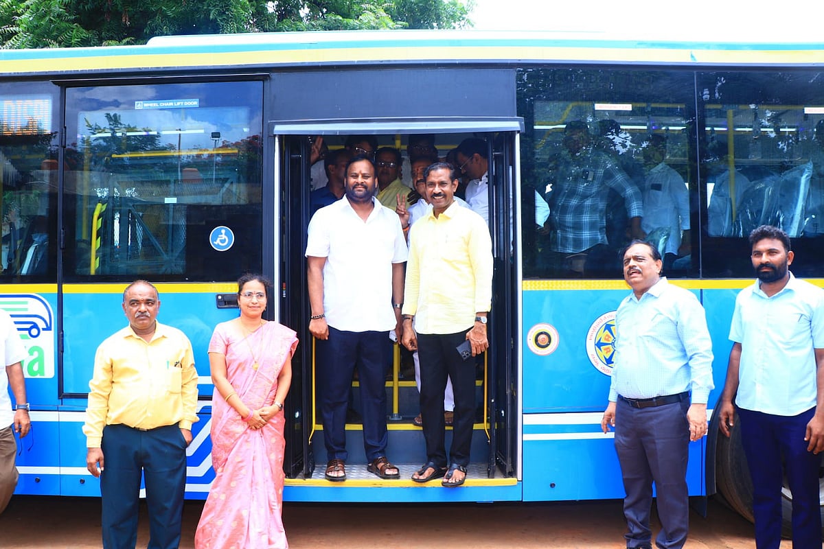 Free travel for women not applicable in Bhogapuram e-buses