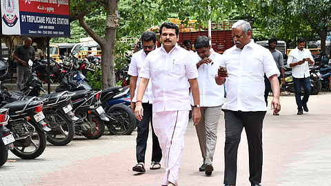 Senthil Balaji arrives at Triplicane police station on Saturday 