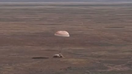 Soyuz MS-28 landed smoothly by parachute in a designated area southeast of Dzhezkazgan.